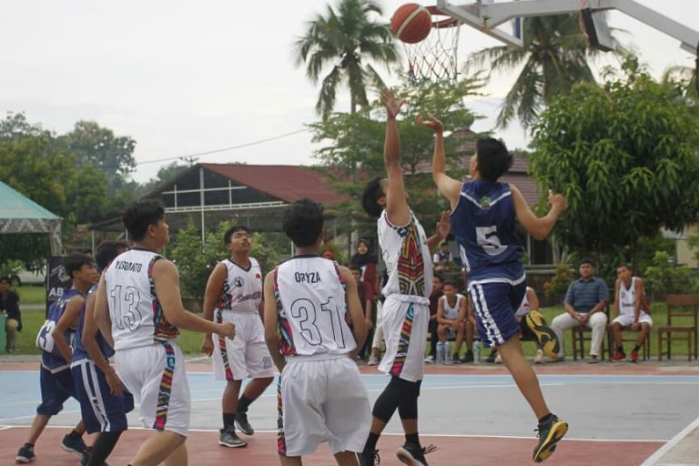 Read more about the article Sambut Milad Sekolah yang ke-3, ABBSKP Gelar Kompetisi Basket Antar SMA di Kulon Progo