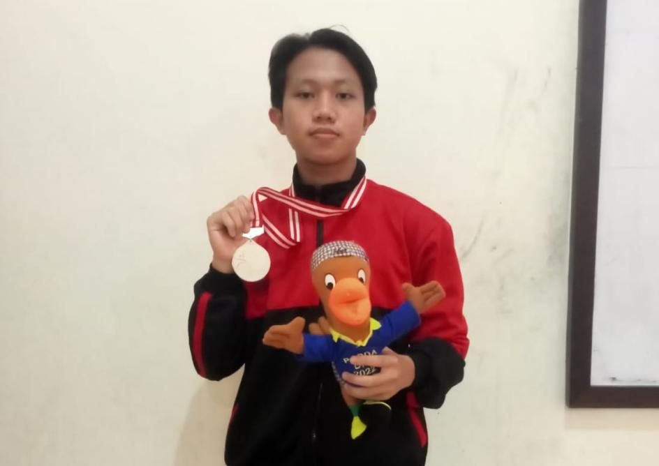 Read more about the article Pertama Kalinya, Siswa ABBSKP Sukses Raih Runner Up Cabor Tinju POPDA DIY 2022