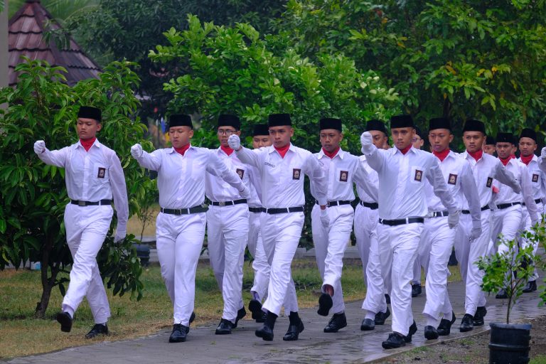 Read more about the article Hari Pahlawan Nasional 2023: Tidak Ada Waktu Menyerah Bersimpuh Dari Arti Perjuangan Sesungguhnya