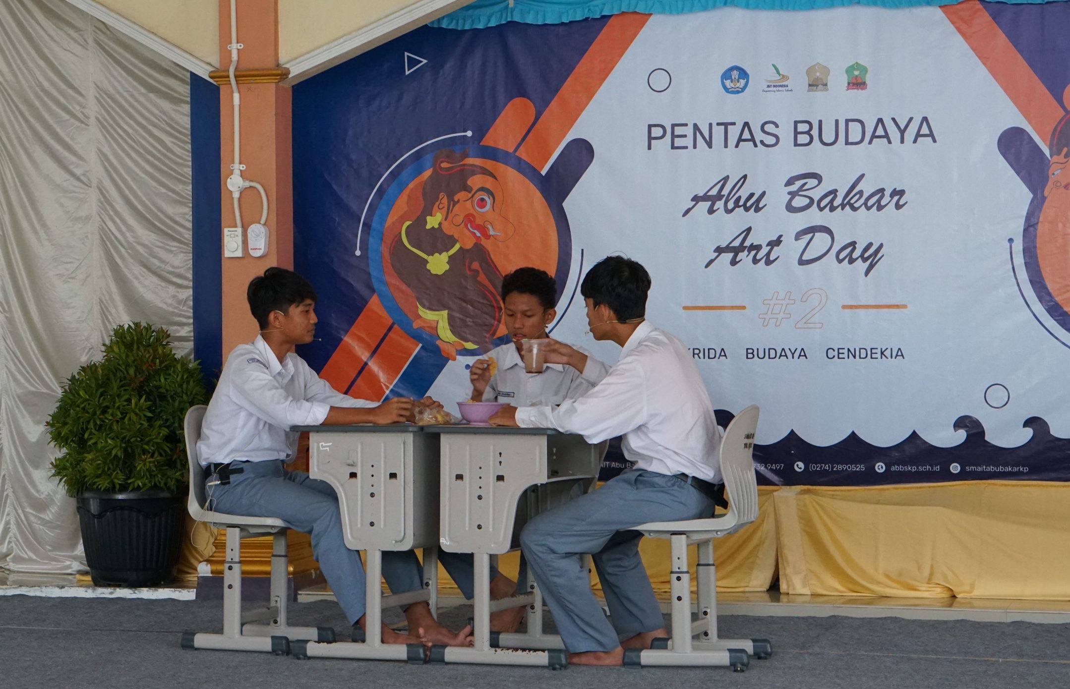 Read more about the article Pentas Budaya Abu Bakar Art Day: Gelaran Apresiasi Kreatifitas Seni dan Inovasi Karya Siswa