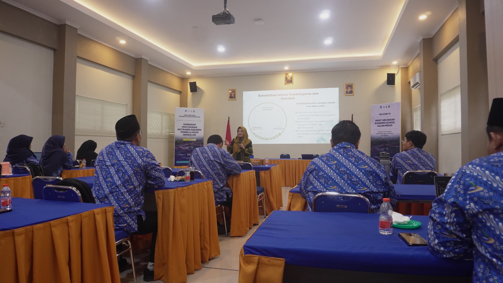 Read more about the article Menuju Pembelajaran Berkualitas, SMAIT ABBSKP Gelar Workshop Penyusunan Instrumen Asesmen Pembelajaran Mendalam